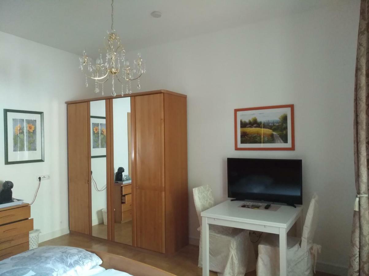 Gaestezimmer Bruehl Markt Sankt Florian Kültér fotó